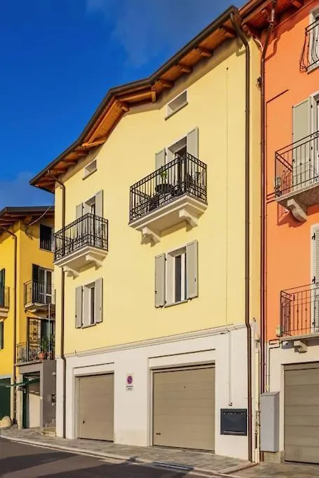 Celia'S House Apartman Lezzeno