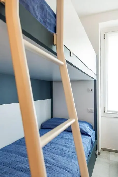 Celia'S House Apartment Lezzeno