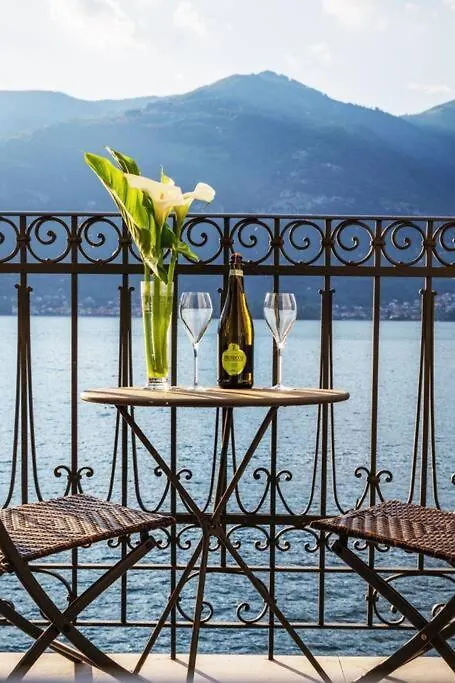 Celia'S House Apartment Lezzeno Italy